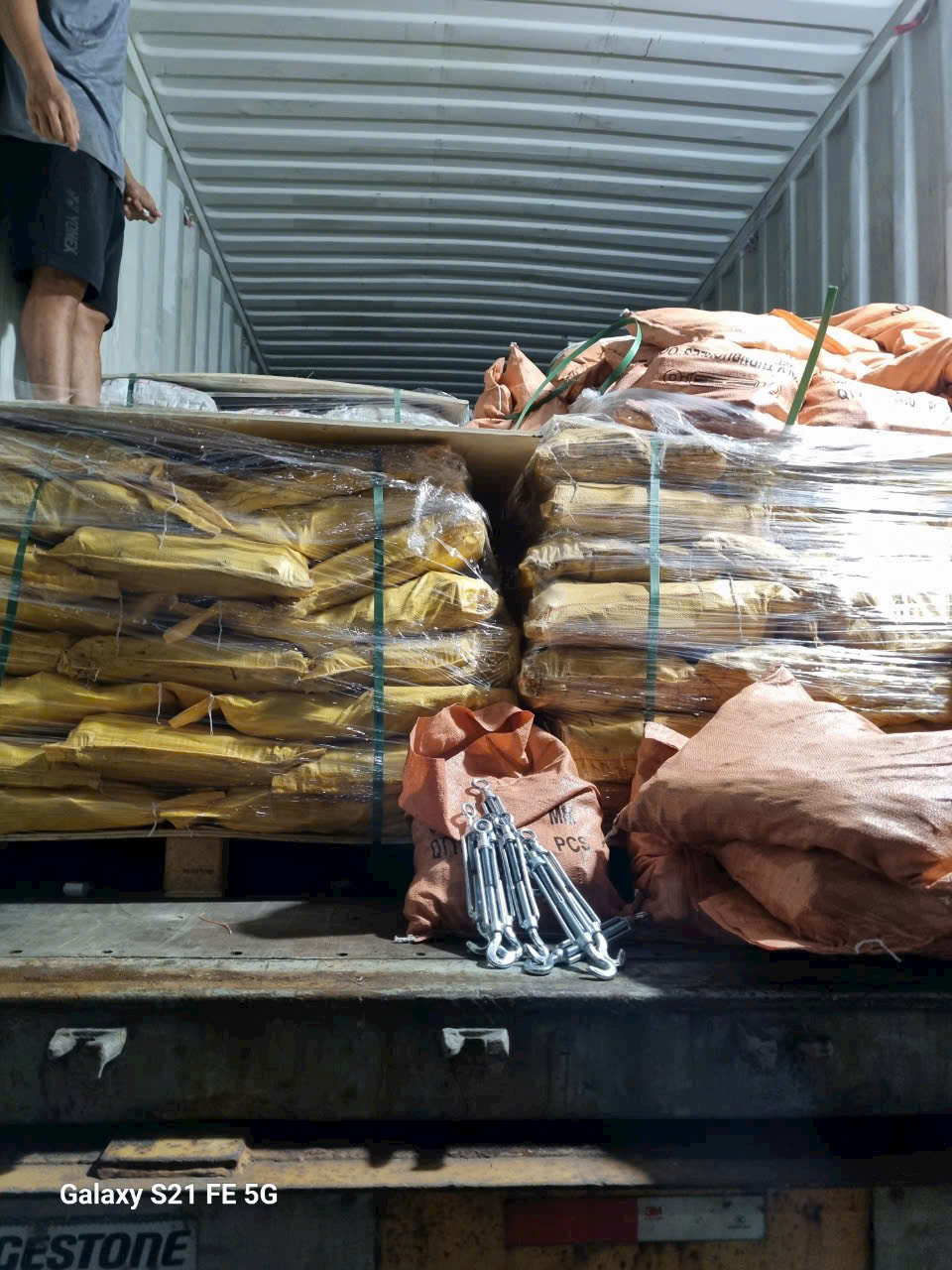 Hình ảnh kho hàng Đại Phú